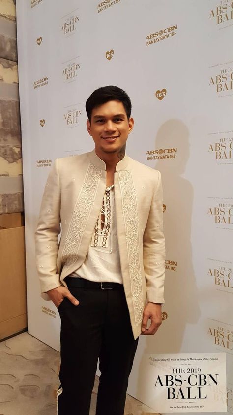 Modern Filipino Outfit Men, Modern Filipiniana Gown Prom, Barong Wedding, Modern Barong, Modern Filipiniana Gown, Filipiniana Wedding Dress, Filipiniana Wedding, Filipino Clothing, Filipino Wedding