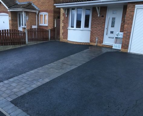 tarmac driveways38 Tarmac Front Garden, Tarmac Drive With Brick Edging, Tarmac Driveway Ideas Uk, Tarmac Driveway Ideas, Tarmac Drives, Tarmac Driveway, Front Driveway, Tarmac Driveways, Permeable Driveway