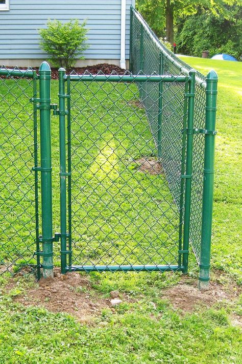 chain link fence gate Chain Link Gate Ideas, Black Chain Link Fence, Chain Link Fence Gate, Double Gates, Fencing Ideas, Double Gate, Security Fence, Pool Fence, Wire Fence