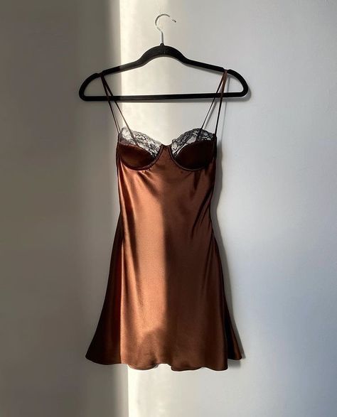 #lingerie #affiliate #satin #silk #comfort #clingyclothing Mirror Palais Underwire Slip Dress, Story Clothes, Brown Slip Dress, Kristina Webb, Vestiti Edgy, Mirror Palais, Stylist Outfit, Look Retro, Short Lace Dress