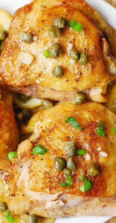 Baked Chicken Piccata Recipe, Paleo Supper, Pan Fried Chicken Thighs, Baking Chicken, Big Chicken, Oven Baked Chicken Thighs, Capers Recipe, Chicken Piccata Recipe, Piccata Recipe