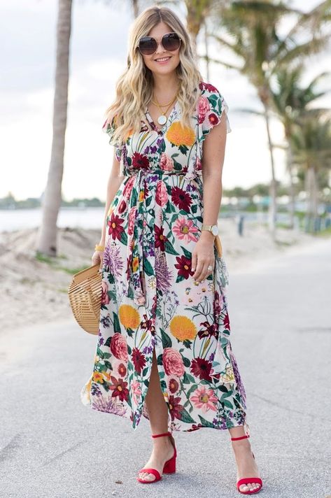 Modest Beach Outfit Plus Size, Feminine Boho Dress For Beach, Midi Length, Spring Beach Ankle-length Maxi Dress, Plus Size Modest, Modest V-neck Midi Dress For Beach, Spring Beach Dress With Floral Print, Midi Length, Breezy Midi-length Maxi Dress With Floral Print, College Dress, Beach Party Outfits