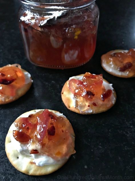 Red Onion Marmalade, Red Onion Jam, Canning Jam Recipes, Savory Jam, Red Onion Recipes, Marmalade Recipe, Jam Recipes Homemade, Canning Jam, Onion Jam