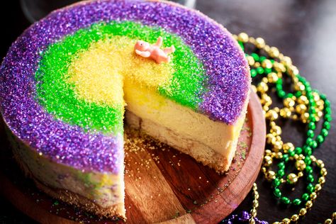 Instant Pot KING Cake Cheesecake Recipe + (Oven Method) – FOOD is Four Letter Word King Cake Birthday Cake, Kingcake Cheesecake, King Cake Cheesecake Recipe, King Cake Cheesecake, Traditional King Cake, Cinnamon Roll Crust, Louisiana Food, Creole Cooking, Mardi Gra