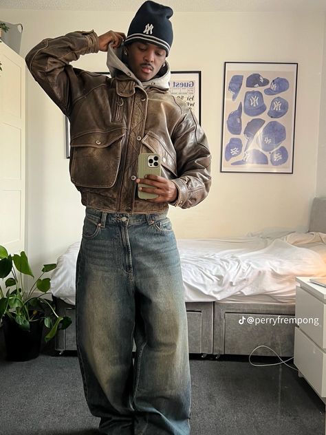 Baggie Jeans Outfit, Baggy Jeans Outfits, Loafers Boots, Dr Martens Outfit, Outfits Men Streetwear, Baggy Jeans Outfit, Guy Fits, Aesthetic Outfits Men, Streetwear Fits