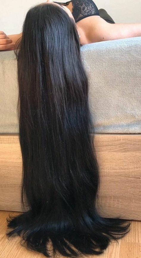 Huge Hair, Long Shiny Hair, Long Hair Images, Long Indian Hair, Long Hair Models, Extremely Long Hair, Long Silky Hair, Long Hair Pictures, Really Long Hair