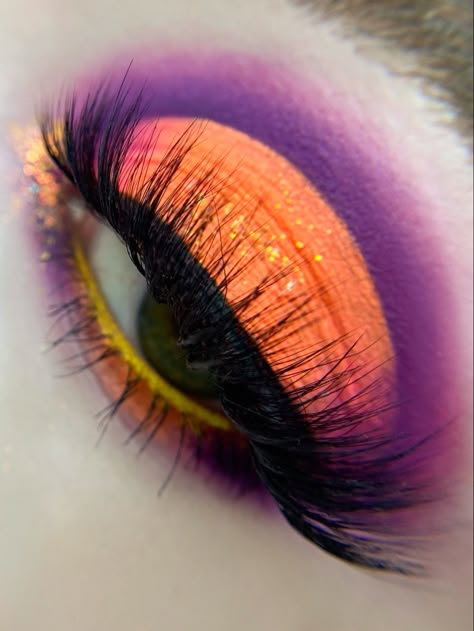 Orange And Purple Eye Makeup, Red And Orange Makeup Looks, Orange And Purple Eyeshadow, Orange Eyeshadow Looks Step By Step, Vibrant Eyeshadow Looks, Yellow And Purple Makeup, Purple And Orange Eyeshadow, Purple Cut Crease Eyeshadow, Pink And Orange Eyeshadow