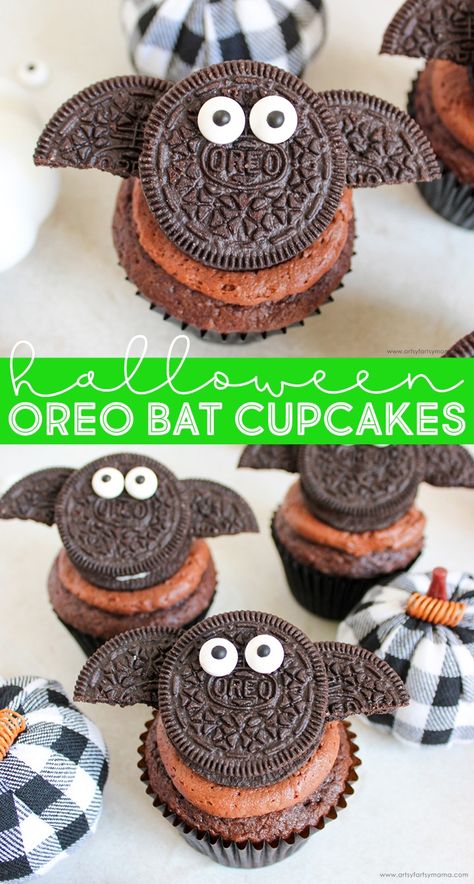 Halloween Oreo Bat Cupcakes #halloween #halloweentreats #halloweendessert #halloweenrecipes #halloweencupcake #cupcakerecipes #easybaking #cupcakes #bats #baking #partyfood Bat Cupcakes, Cupcakes Halloween, Halloween Oreos, Halloween Sprinkles, Mama Recipe, Filled Cupcakes, Chocolate Buttercream Frosting, Cupcake Pan, Halloween Desserts