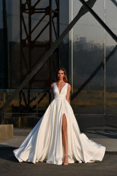 mermaid wedding dress; ball gown wedding dress; peplum wedding dress; wedding; wedding dress; wedding idea; #mermaidweddingdress #ballgownweddingdress #peplumweddingdress #weddingdress #weddingidea Wedding Dresses Plane, Elegant Wedding Gown Sophisticated Bride, Big Satin Wedding Dress, Flowy Silk Wedding Dress, Elegant Classic Wedding Dress, Sateen Wedding Dress, Wedding Dress Large Bust, Satin Wedding Dress V Neck, Wedding Dresses Big Bust