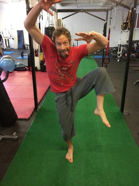 Kris Holden-Ried "A little Animal action at the gym." <<< Dork. Cute dork. Kris Holden Ried, William Holden, Animal Action, Lost Girl, Moving Pictures, The Wire, At The Gym, Real Man, Favorite Actors