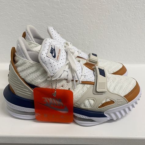 Lebron 16 Air Trainers Medicine Ball Size 4 New With No Box High End Sneakers Women, Cute Everyday Shoes, Nike Cortez White, Swag Sneakers, Designer Sneakers Women, Nike Gym Shoes, Lebron 16, Grey Tennis Shoes, Fashion Tennis Shoes