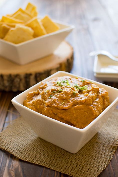 Curry Pumpkin Dip (Savory Pumpkin Dip) | Kitchen Gidget Chips For Party, Easy Pumpkin Dip, Pumpkin Spread, Beautiful Meals, Curry Pumpkin, Pumpkin Dip Recipe, Curry Dip, Pumpkin Pie Dip, Vegan Apps