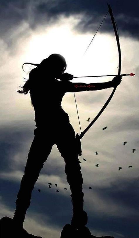 Archery Wallpaper, Strong Woman Aesthetic, Archery Photography, Archery Aesthetic, Archery Girl, Lion Photography, Warrior Outfit, Halloween Photoshoot, Fantasy Places