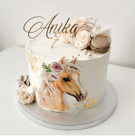 Cake With Horse Theme, Horse Birthday Cake Topper, Horse Cakes Birthday Girl, Cake With Horses Birthday, Birthday Cake Horse Theme, Horse Party Cake, Horse Birthday Cake Ideas, Horse Cake Ideas For Girls Birthdays, Horse Theme Birthday Cake