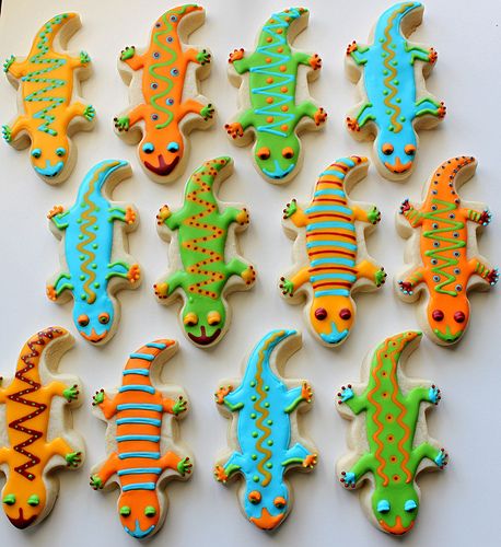 Bright Lizards | We are on Facebook & Etsy! www.facebook.com… | Flickr Gecko Cookies, Lizard Cake, Lizard Party, Reptile Party, Bug Party, Cookie Favors, Pretty Cookies, Fancy Cookies, Creative Cookies