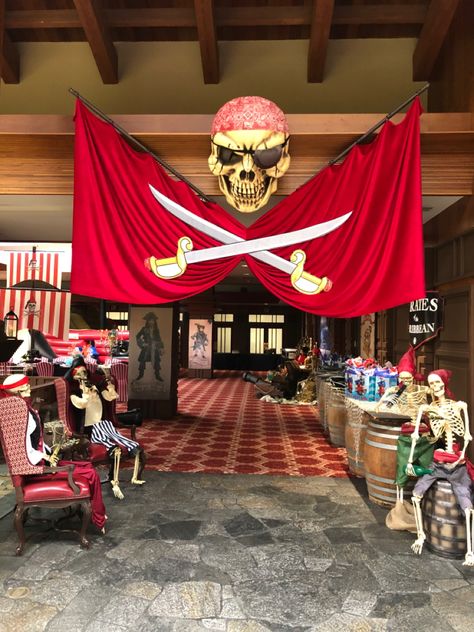 Pirate Beach Party, Pirates Of The Caribbean Decor, Pirate Halloween Decor, Pirates Of The Caribbean Halloween Decor, Pirate Restaurant, Caribbean Decorations, Pirates Of The Caribbean Party, Pirate Birthday Party Decorations, Pirate Photo Booth