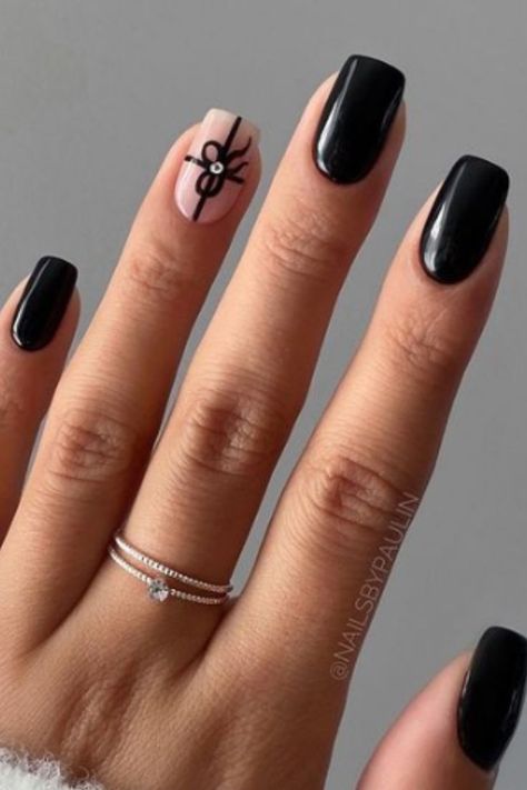 One Accent Nail, Bow Nails, Bow Nail Art, Bow Nail, Black Nail Art, Accent Nail, Black Nail Designs, Black Nail, Gift Bows