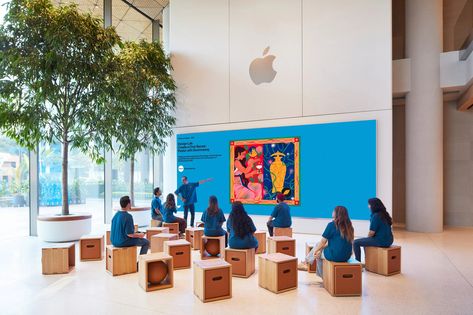 Foster + Partners unveils first flagship Apple Store in India Creative Coworking Space, Apple Store Design, Digital Visual, Apple Park, Timber Ceiling, Iphones For Sale, Foster Partners, Wooden Tile, Store Launch