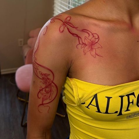 Ephemeral Tattoo, Pretty Hand Tattoos, Cute Tats, Small Pretty Tattoos, Geniale Tattoos, Tasteful Tattoos, Red Ink Tattoos, Spine Tattoos For Women, Tattoos For Black Skin