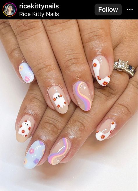 Summer Ghost Nails, Ghost With Flowers Nails, Groovy Ghost Nails, Neon Spooky Nails, Pastel Spooky Nails, Floral Ghost Nails, Spooky Spring Nails, Retro Halloween Nails, Pastel Halloween Nails