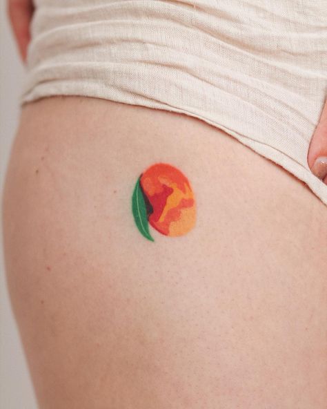 𝑶’ 𝒌𝒊𝒅 🍿 on Instagram: “Healed mango and passionfruit on Rosa! These were done 8 months ago 💘” Small Mango Tattoo, Mango Tattoo Minimalist, Mango Tattoo, Fruit Tattoos, Mango And Passionfruit, Food Tattoo, Small Watercolor Tattoo, Tattoos Cute, Tattoo For Boyfriend