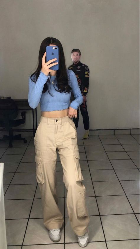 Rate This Cargo pants outfit From ⭐1~10. SAVE & FOLLOW i will update everyweek. Best Cargo Pants Color, Tops For Beige Pants, Colors That Go With Beige Pants, How To Style A Beige Pants, High Rise Cargo Pants Outfit, Tops For Cargo Pants Women, Tops For Cargo Pants, How To Style Tan Cargo Pants, Cargo Inspo Outfit