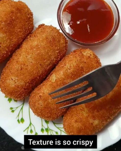 Alu Snacks, Easy Bread Roll Recipe, Easy Bread Rolls, Water Bread, Potato Rolls Recipe, Bread Crumbs Recipe, Potato Cutlets, Bread Rolls Recipe, Jeera Rice