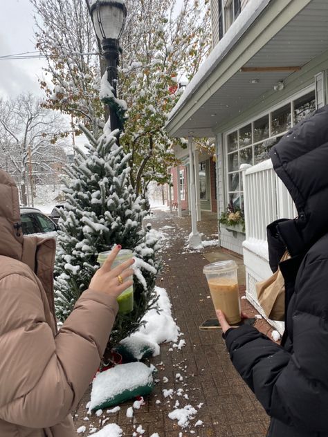 Coffee Shop Winter Aesthetic, Winter Aesthetic Small Town, Winter Small Town Aesthetic, Cafe Winter Aesthetic, Berkshires Massachusetts Winter, Winter Coffee Shop Aesthetic, Seattle Winter Aesthetic, Christmas Coffee Shop Aesthetic, Winter Semester Aesthetic