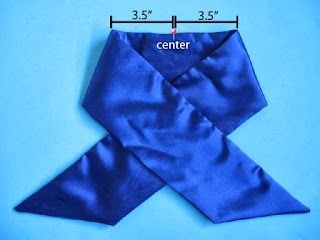 Fabric Bow Tutorial, Bow Tie Tutorial, Bow Stand, Free Sewing Tutorials, How To Tie Ribbon, Sewing Tutorials Free, Bow Pattern, Small Sewing Projects, Red Skirt