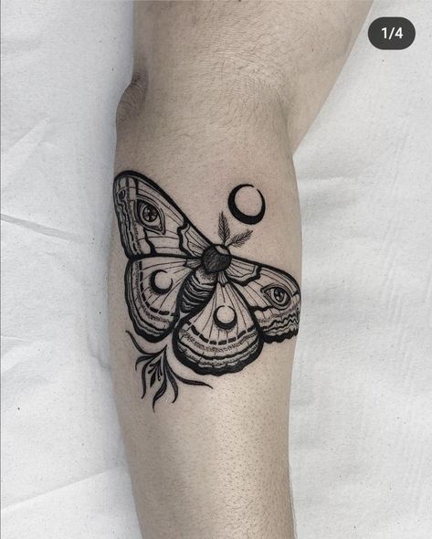 Vintage Frame Tattoo, Tatuaje Studio Ghibli, Abdomen Tattoo, Minimal Tattoo Designs, Unique Butterfly Tattoos, American Traditional Tattoo Ideas, Traditional Tattoo Ideas, Magic Runes, Wrap Tattoo