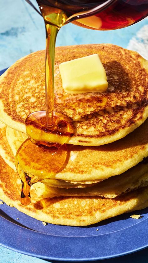 Cornbread Pancakes, Sweet Toast, Cornmeal Pancakes, Corn Pancakes, Preserving Foods, Corn Meal, Breakfast Goodies, Retro Food, Breakfast Party