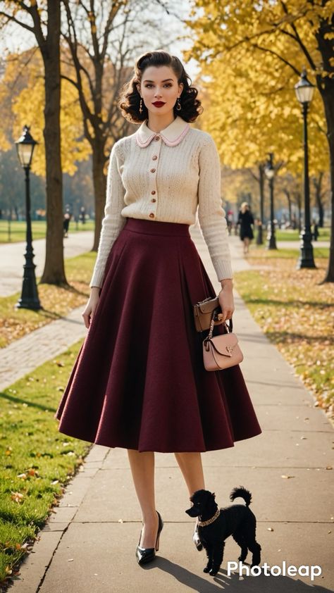 50s Style Women, 50s Fall Fashion, 1950s Fall Fashion, 1950s Fashion Modern, 50s Winter Outfits, Vintage Winter Outfits 50s, Vintage Feminine Outfits, 50s Winter Fashion, 1950's Outfits