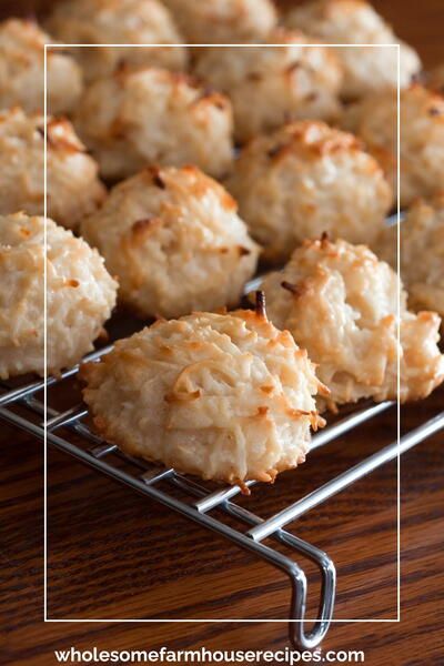 Snacks Kids Can Make, Healthy Snacks Kids, Macaroon Recipe, Velveeta Recipes, Coconut Macaroons Easy, Oreo Ball, Cookies Coconut, Macaroons Recipe, Coconut Macaroon