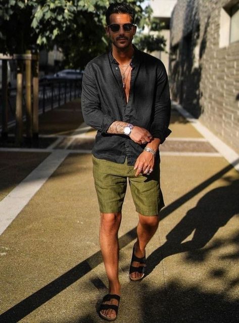 Best Men's Summer Holiday Outfits 24 Ideas - mens-club.online Italian Summer Outfits, Holiday Outfits Summer, Birkenstock Outfit, Summer Holiday Outfits, Mens Summer Outfits, Mens Casual Outfits Summer, Stylish Men Casual, Italian Summer, Summer Outfits Men