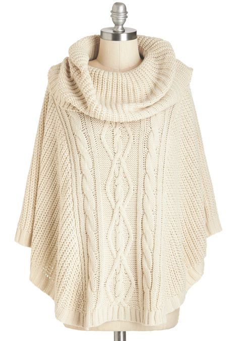 Comfort Shawl, Cowl Neck Poncho, Everyday Clothes, Knitted Hood, Knitwear Fashion, Knitted Poncho, Knitting Ideas, Vintage Sweaters, Ponchos