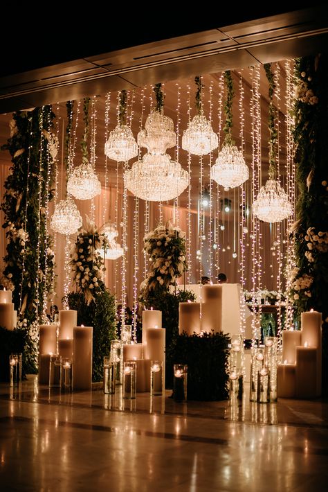 Elegant Bride And Groom Table, Bride And Groom Seating Ideas, Bride Groom Table Backdrop, Bride And Groom Table Backdrop, Bride And Groom Backdrop, Bride And Groom Seating, Bride And Groom Table, Bride Groom Table, Garden Dinner