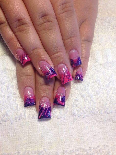 Pink and purple Pink And Purple Nail Ideas, Hot Pink And Purple Nails, Red And Purple Nails, Pink And Purple Nails, Purple Nail Ideas, Purple Nail Designs, Neon Red, Purple Nail, Red And Purple