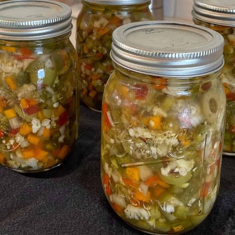 Giardiniera Recipe - Chicago Style Chicago Giardiniera Recipe, Recipe With Olives, Giardiniera Recipe, Thai Chili Pepper, Italian Beef Sandwiches, Creamy Jalapeno, Marinated Olives, Olive Recipes, Serrano Pepper