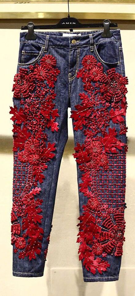 Daily Dress Me, Denim Ideas, 자수 디자인, Embellished Jeans, Jeans Diy, Embroidered Jeans, Mode Inspiration, Fashion Details, Diy Fashion