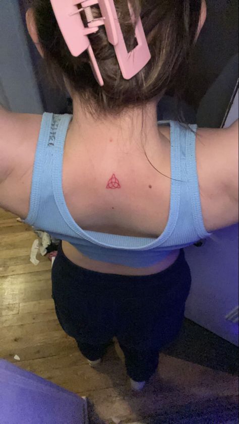 Triquetra symbol from the tv show Charmed Charmed Tattoo Tv Show, Charmed Tattoo, Triquetra Symbol, Charm Tattoo, Charmed Show, Little Tattoos, Tattoos, Tv