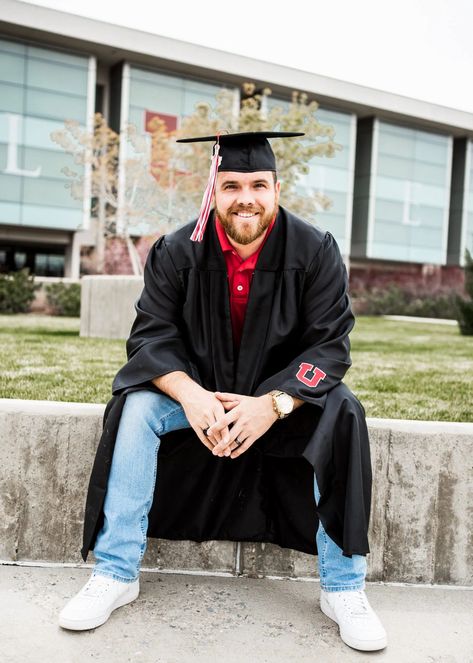 Boys Senior Pics Cap And Gown, Guys Senior Pictures Poses Cap And Gown, Cap And Gown Picture Ideas For Guys, Cap And Gown Poses Guys, Boy Senior Cap And Gown Picture Ideas, Senior Picture Ideas Cap And Gown Guys, Cap And Gown Guy Senior Pictures, Men’s Cap And Gown Pics, Senior Boy Photography Cap And Gown