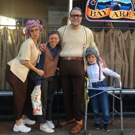 Old people family Halloween costumes 2017 Group Halloween Costumes, Family Halloween Costumes, Family Halloween, Old People, Get Up, Halloween Costumes, Halloween