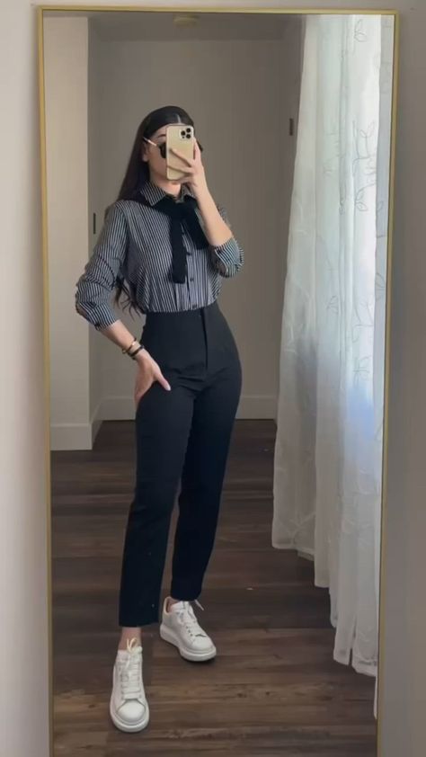 Outfit Formal Mujer, Semi Casual Outfit, Outfits Juvenil, Look Office, Clueless Outfits, Fasion Outfits, Business Casual Outfits For Work, Shein Outfits, Casual Day Outfits