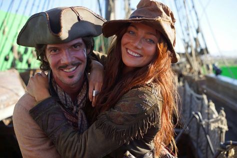 Black Sails. Anne Bonny and Jack Rackham. Ranger Crew Black Sails Anne Bonny, Real Pirates, Jack Rackham, Black Sails Starz, Clara Paget, Charles Vane, Anne Bonny, Calico Jack, Pirate Books