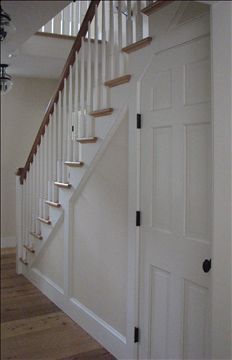 Staircase Pantry, Ideas For Under Stairs, Understairs Cupboard, Door Under Stairs, Stair Door, Understairs Ideas, Rustic Closet, Under Staircase, Under Stairs Ideas