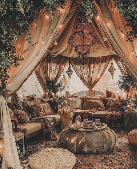 Boho Tent, Boho Beach House, Bohemian Patio, Dream Bedroom Inspiration, Small Couch, Boho Outdoor, Relaxation Room, Outdoor Decor Backyard, Dream House Interior