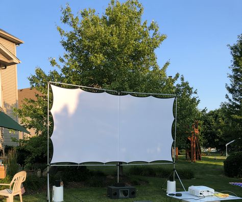 Outdoor Projector Screen With Stand Outdoor Movie Projector Screen, Diy Projector Screen, Projector Screen Stand, Homemade Projector, Large Projector Screen, Diy Movie Screen, Movie Projector Screen, Outdoor Projector Screen, Diy Projector