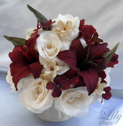 Burgundy And Gold Centerpieces, Wedding Centerpieces Cylinder Vases, Pink And Burgundy Wedding, Expensive Flowers, Simple Wedding Flowers, Cascading Wedding Bouquets, Wedding Table Decoration, Candle Wedding Centerpieces, Maroon Wedding