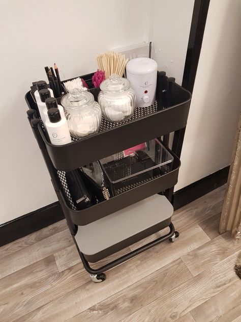 Waxing Cart Set Up, Wax Cart Ideas, Nail Tech Aesthetic Job, Salon Room Ideas, Mobile Beauty Salon, Lash Room Ideas, Waxing Room, Tech Room, Lash Room Decor