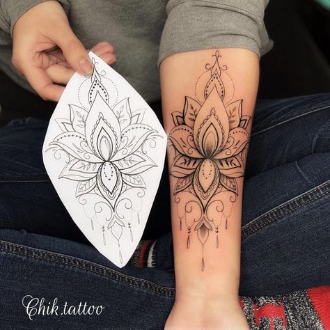 10+ Most Beautiful Forearm Tattoos 2020 Top Arm Tattoo, Forearm Mandala Tattoo, Mandala Tattoos For Women, Mandala Wrist Tattoo, Lotusblume Tattoo, Indian Feather Tattoos, Easy Tattoo, Women Strength, Tattoos Infinity